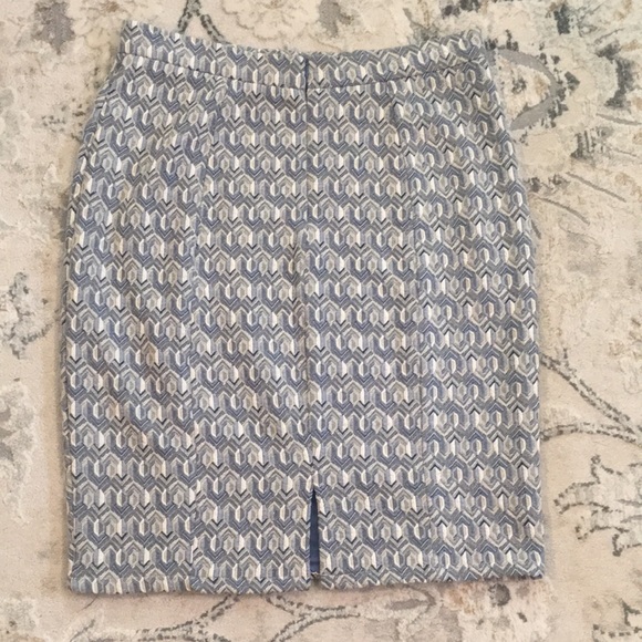 Maeve by Anthropologie Midi Skirt Size LP - Picture 3 of 7